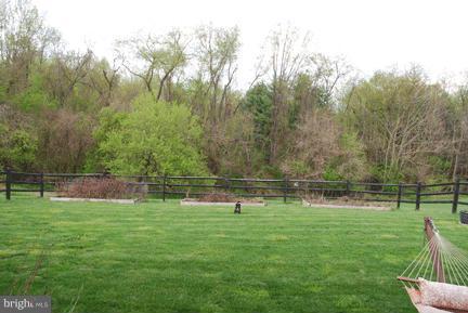 SHAWNEE BROOKE - Residential