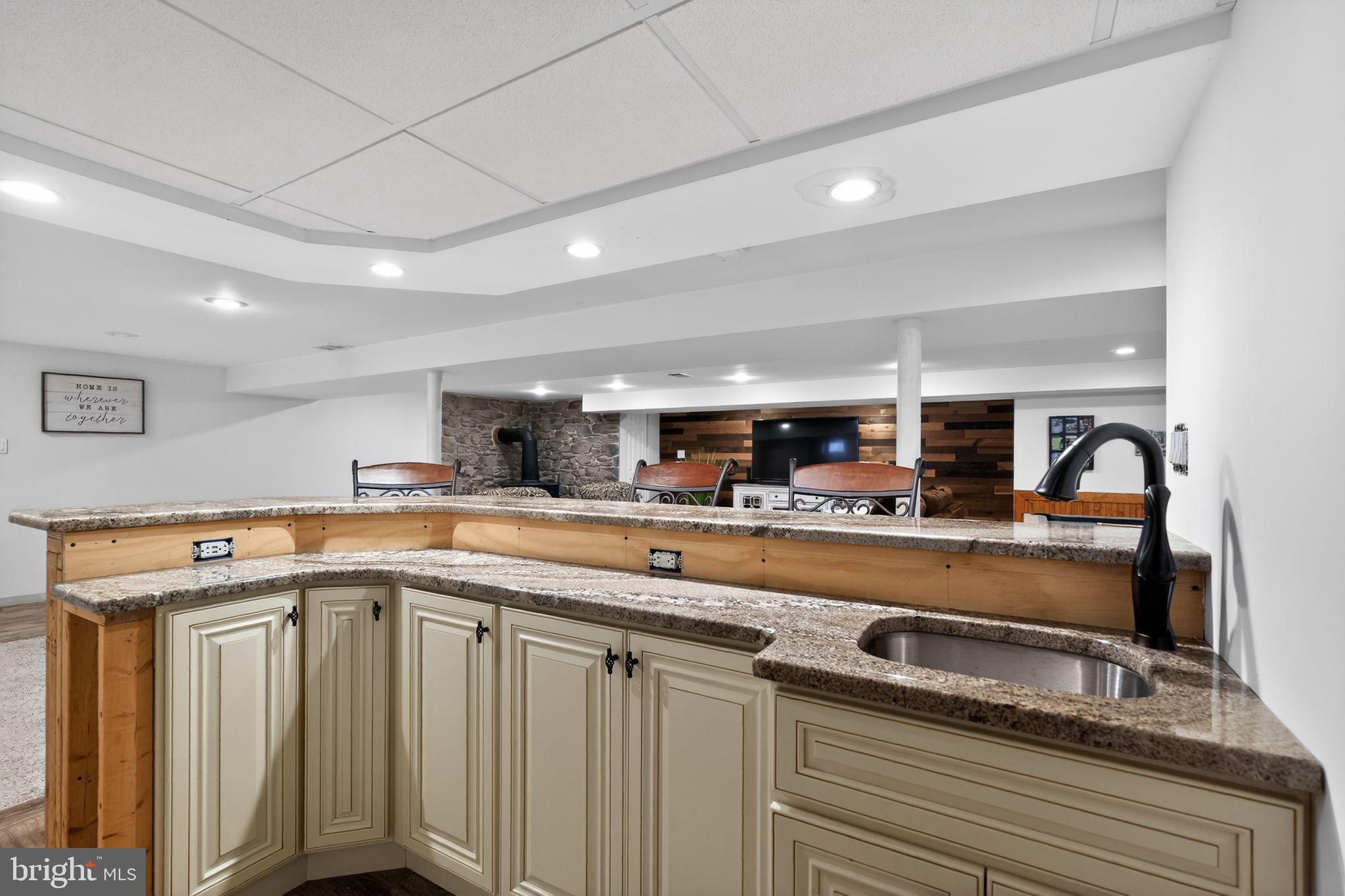 FEASTERVILLE HGTS - Residential