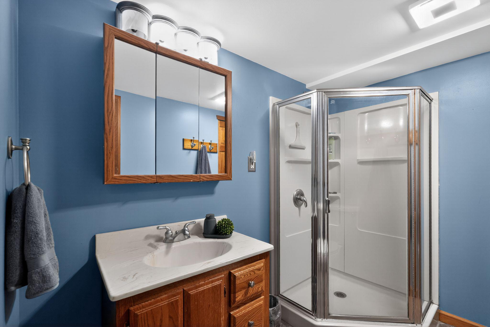 FEASTERVILLE HGTS - Residential