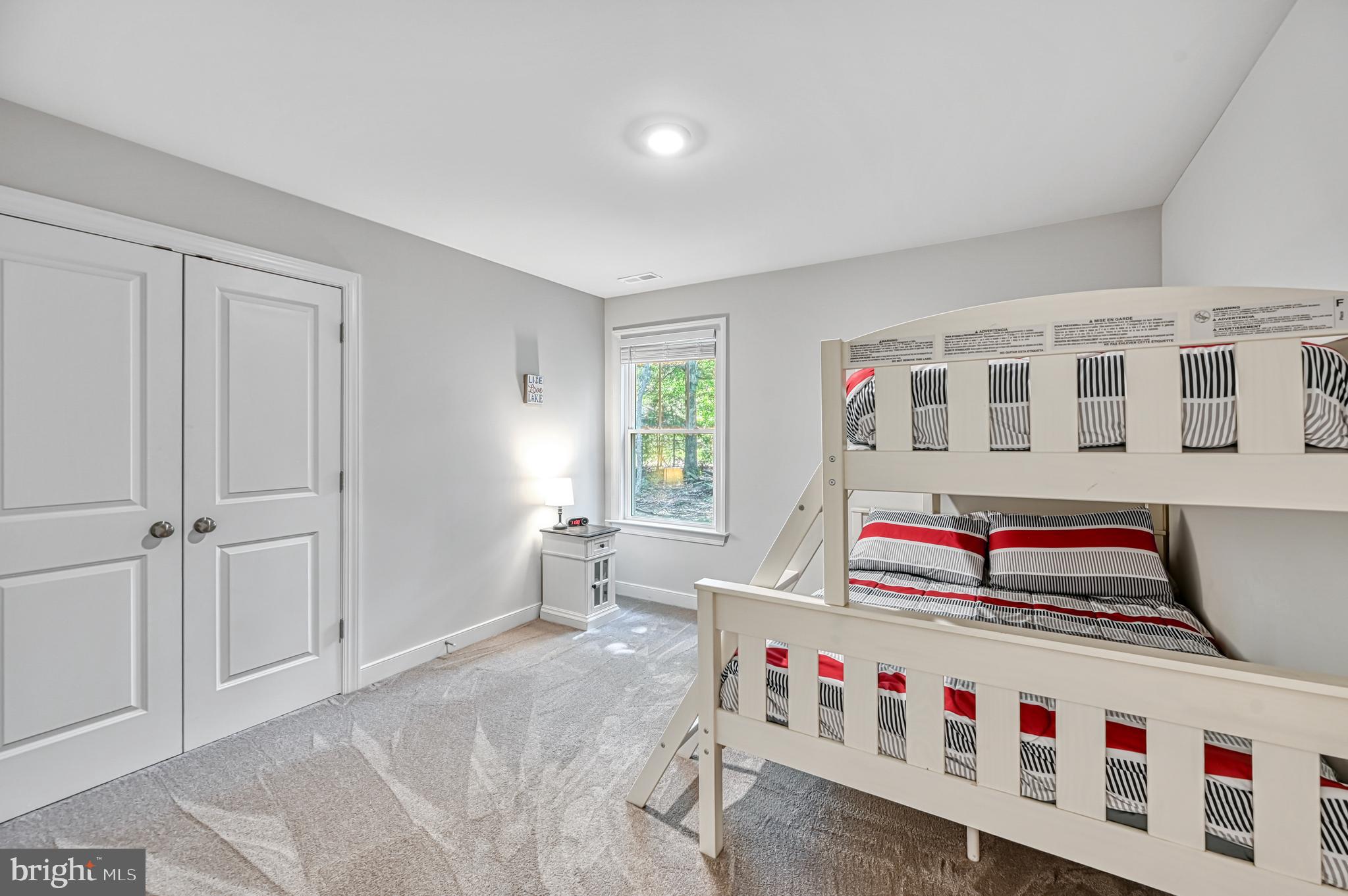 BLUE WATER - Residential Lease