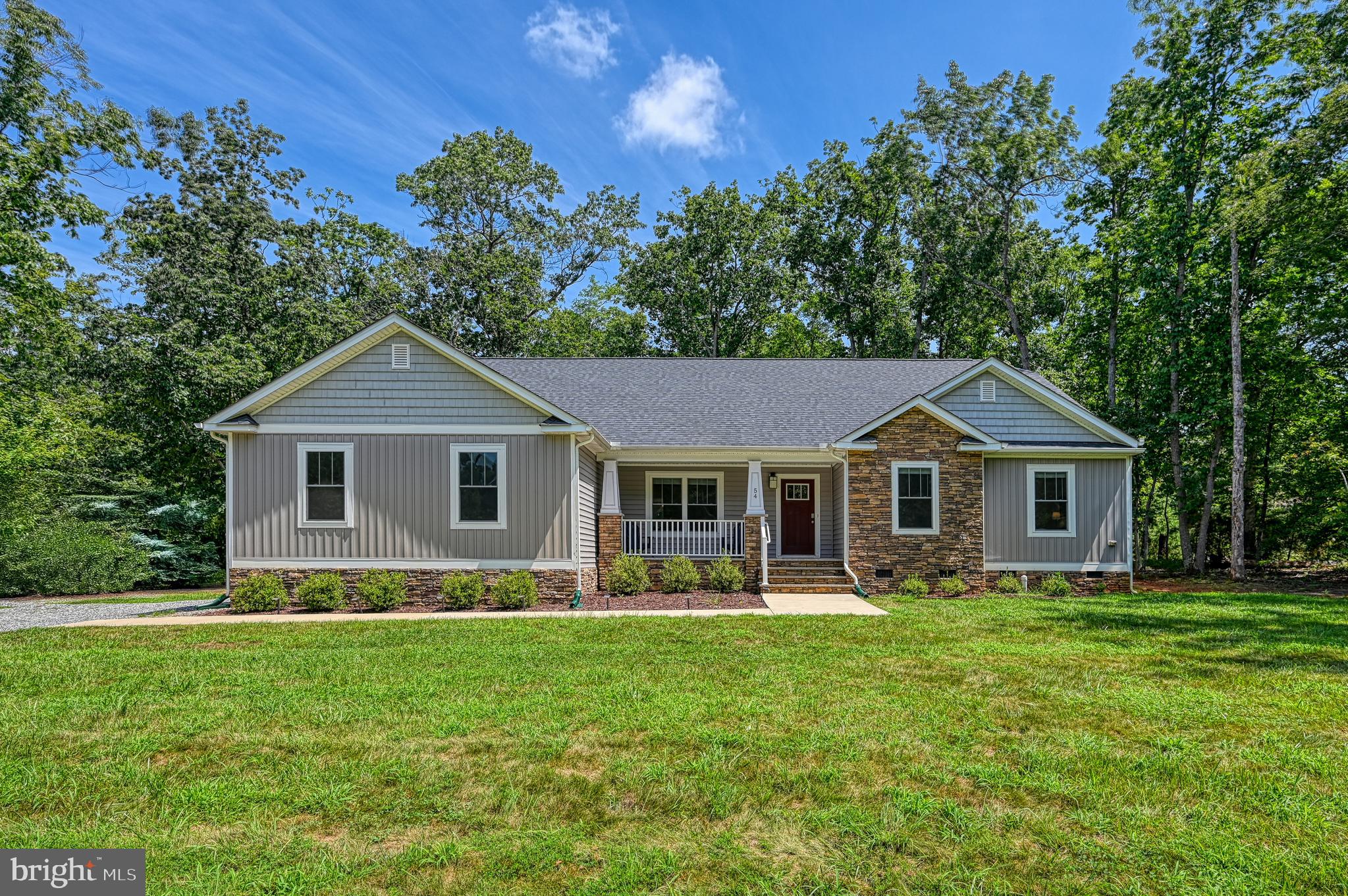 BLUE WATER - Residential Lease