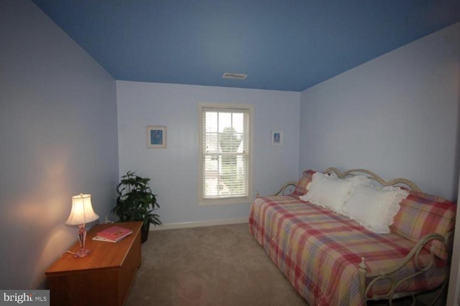 WAVERLY WOODS - Residential Lease