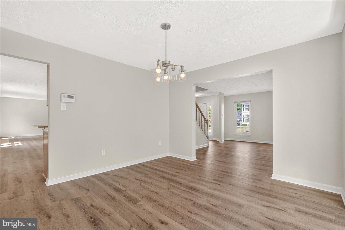 EMERALD FARM - Residential