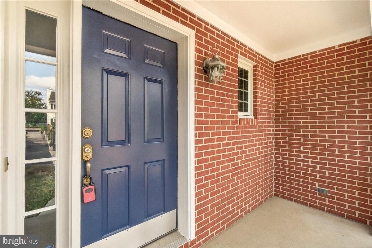 EMERALD FARM - Residential