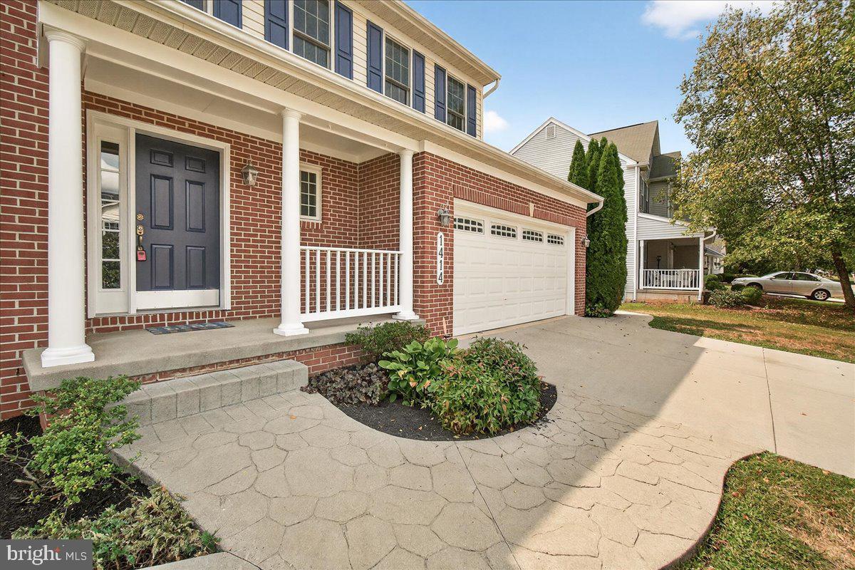 EMERALD FARM - Residential