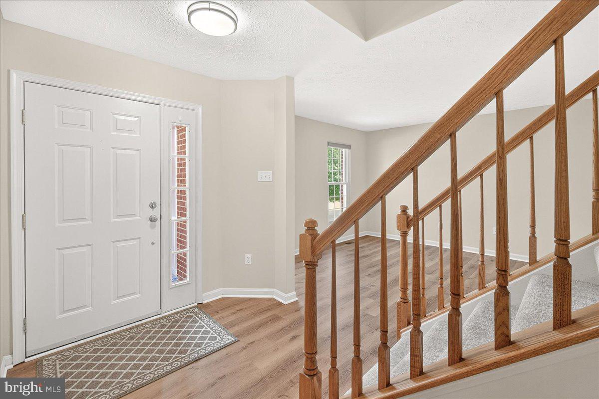 EMERALD FARM - Residential