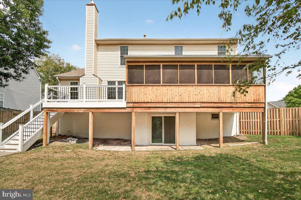 EMERALD FARM - Residential