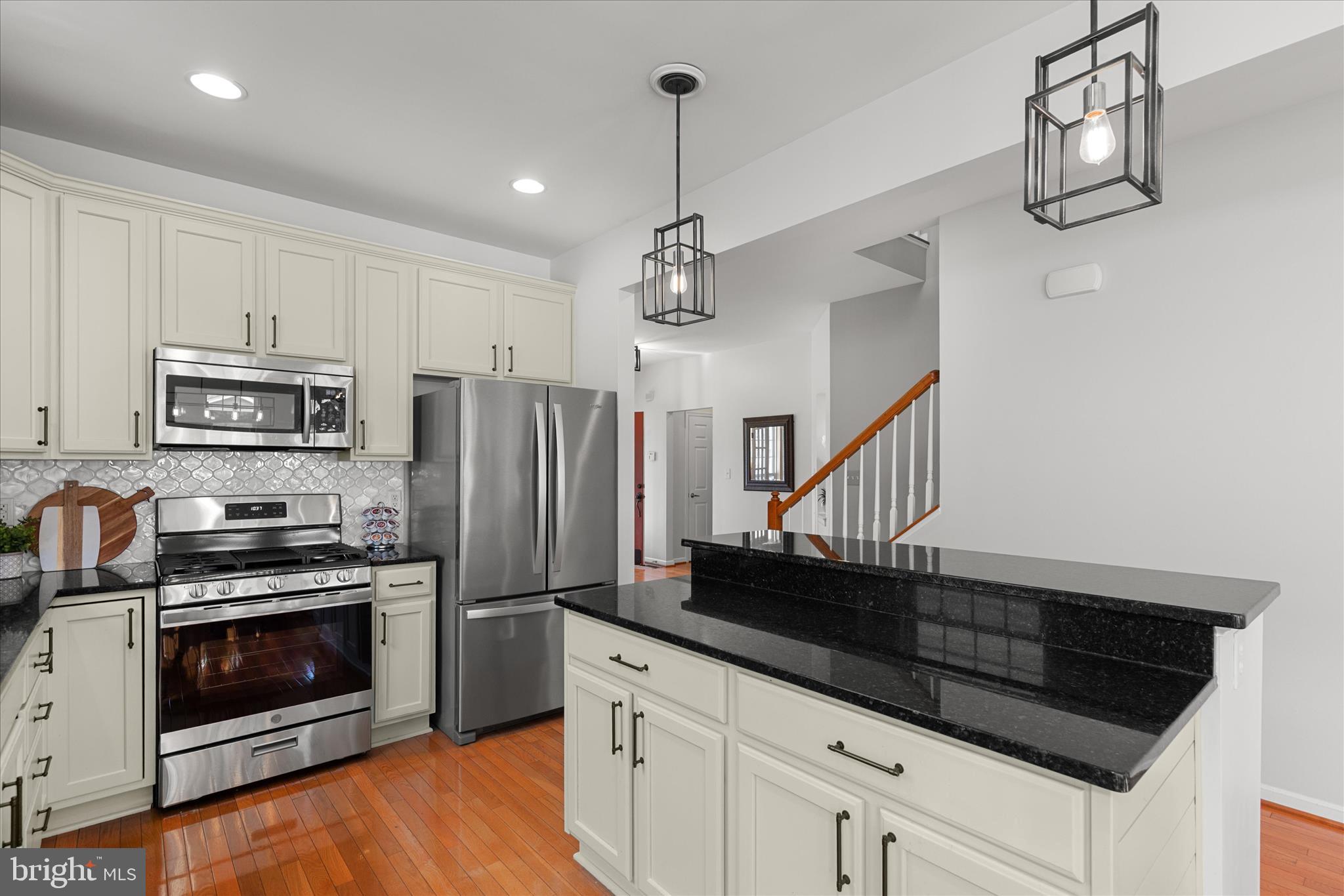 CANNERY VILLAGE - Residential