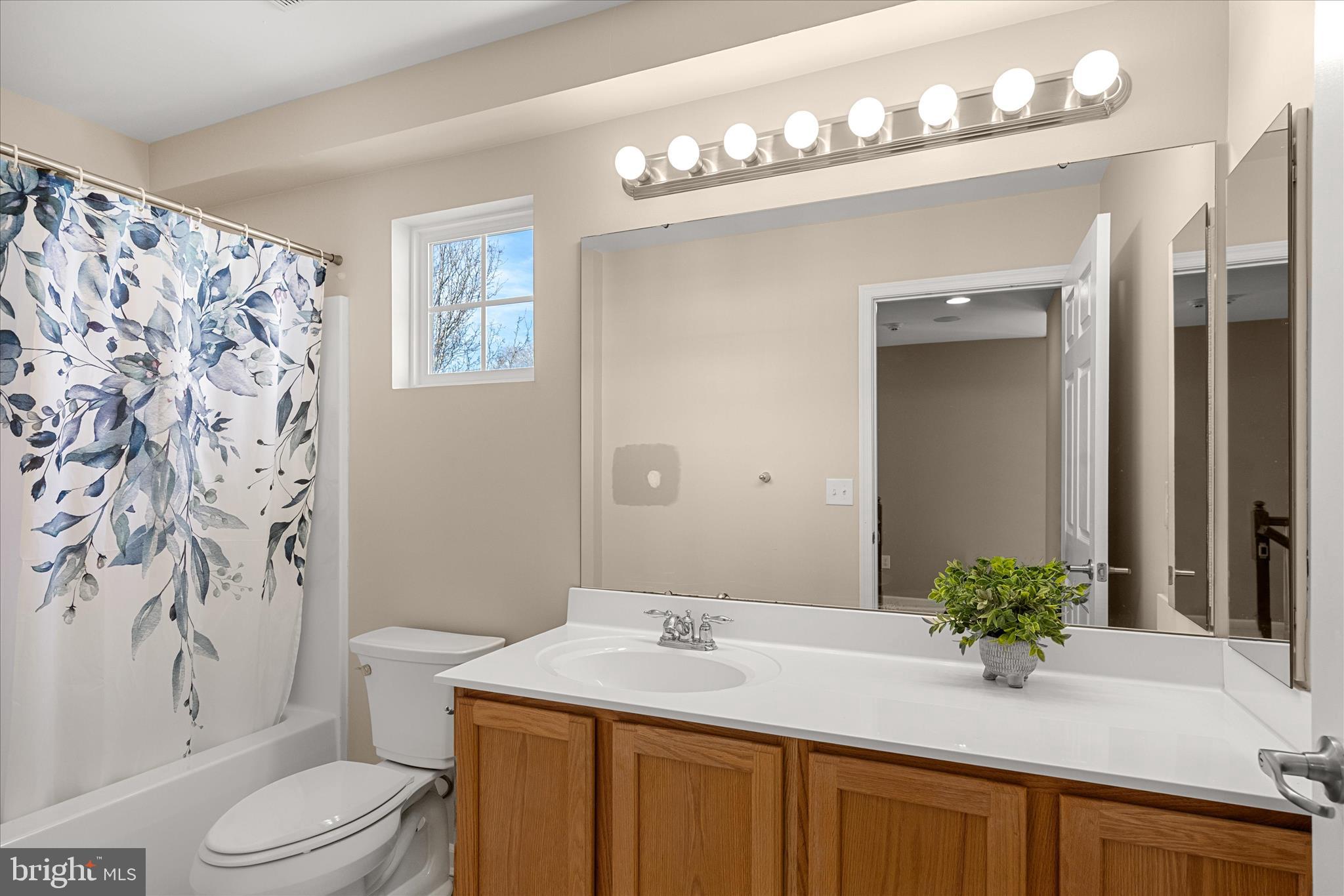 CANNERY VILLAGE - Residential