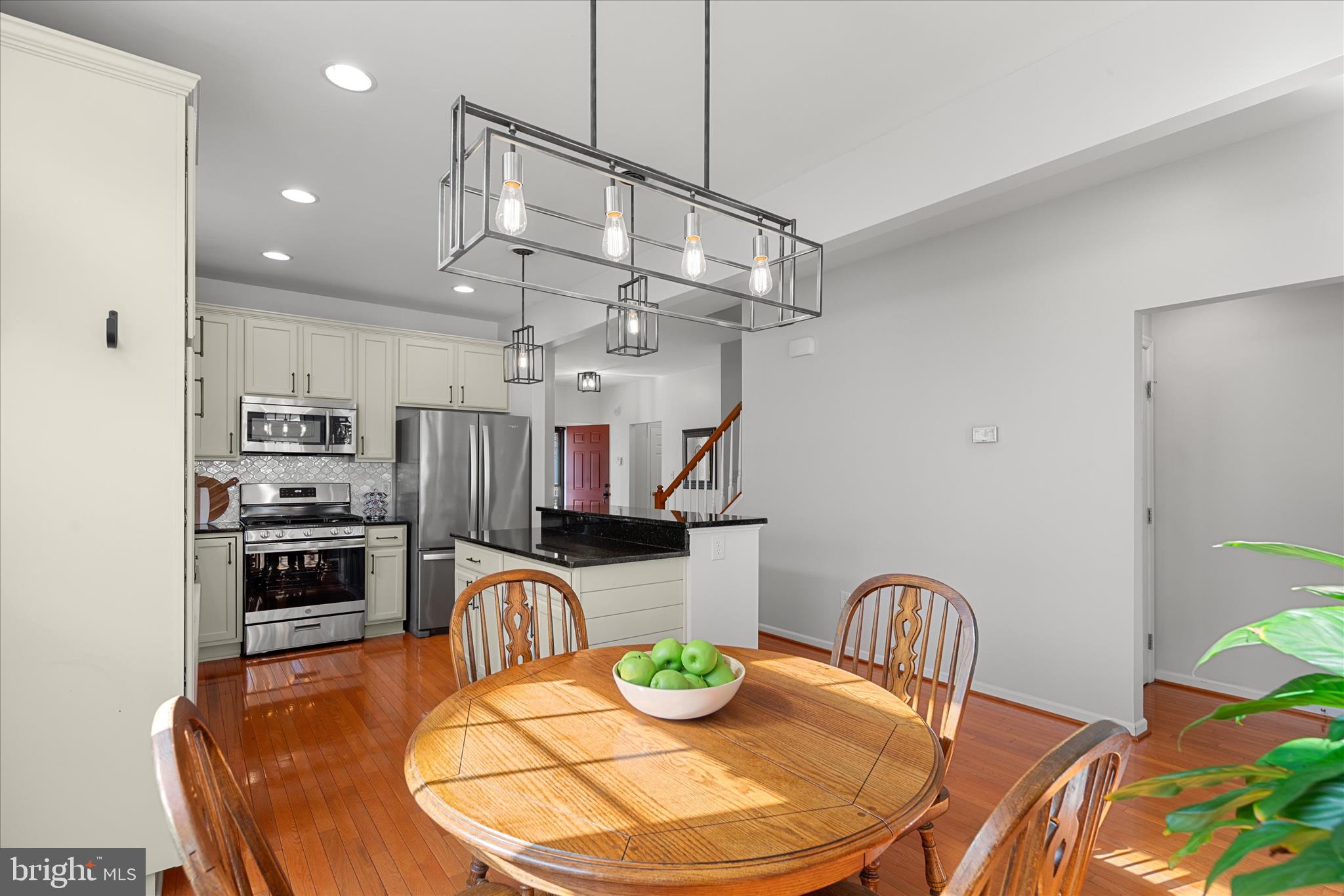 CANNERY VILLAGE - Residential