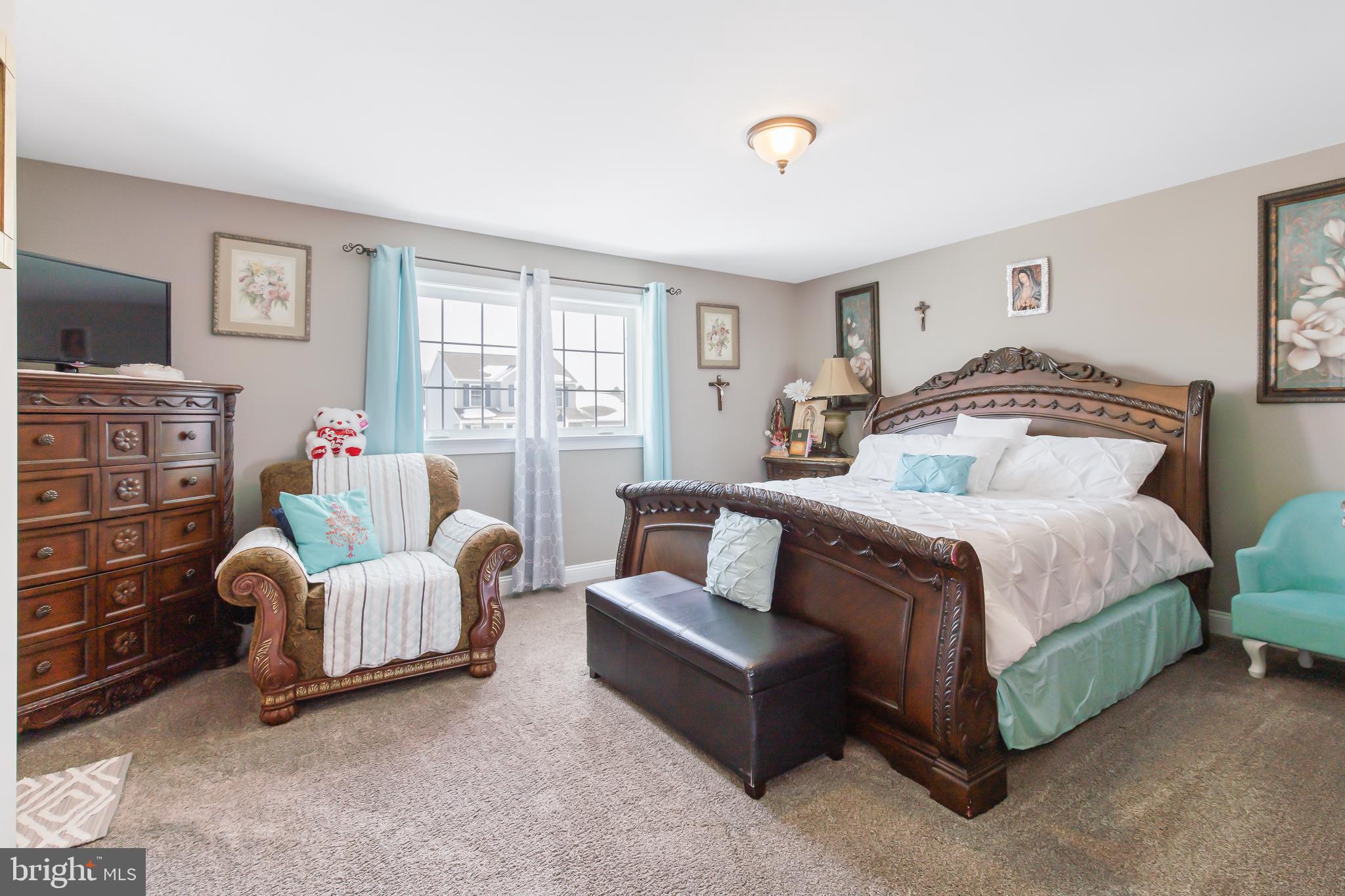 MOUNTAIN MEADOWS - Residential