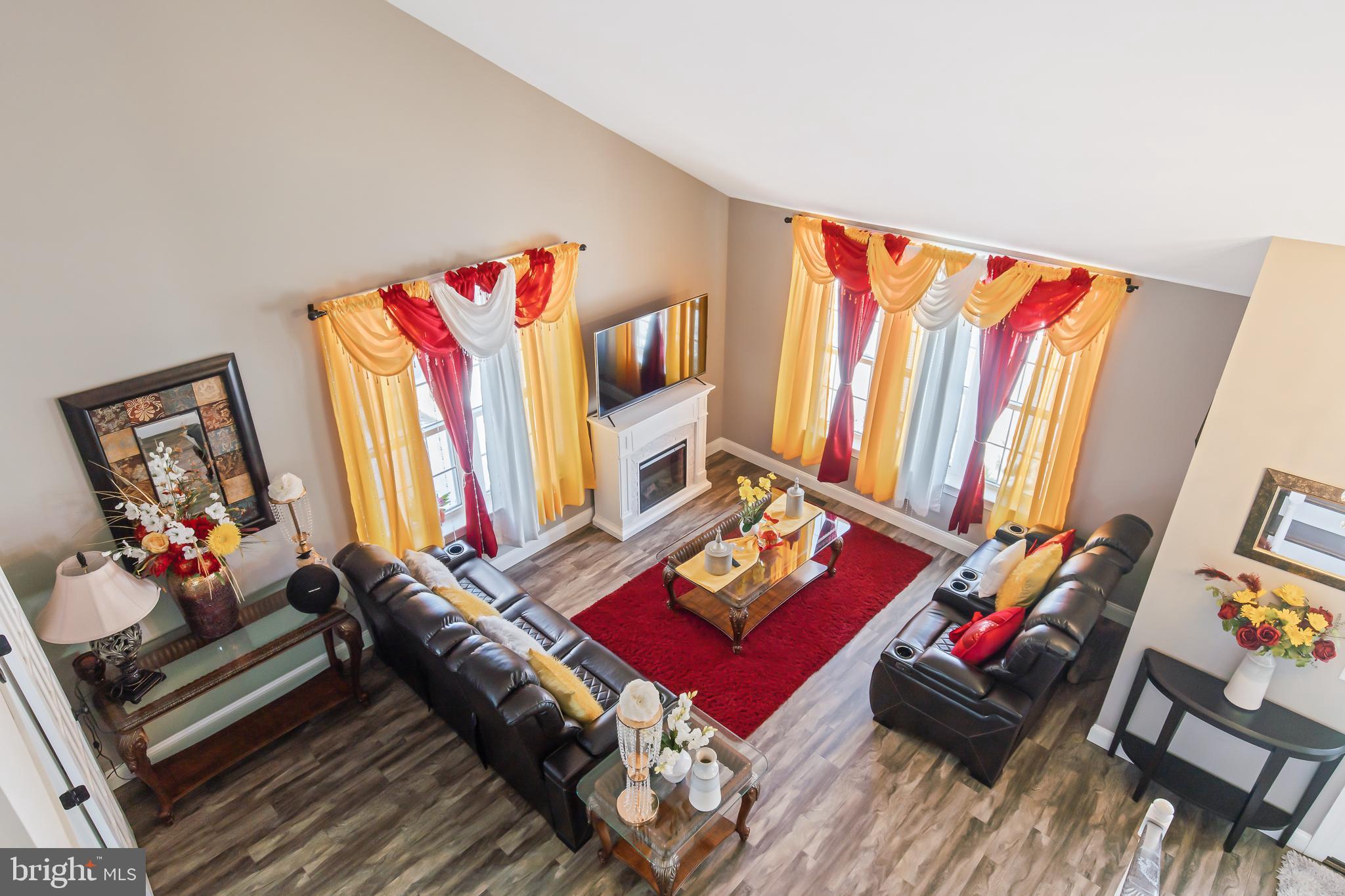 MOUNTAIN MEADOWS - Residential