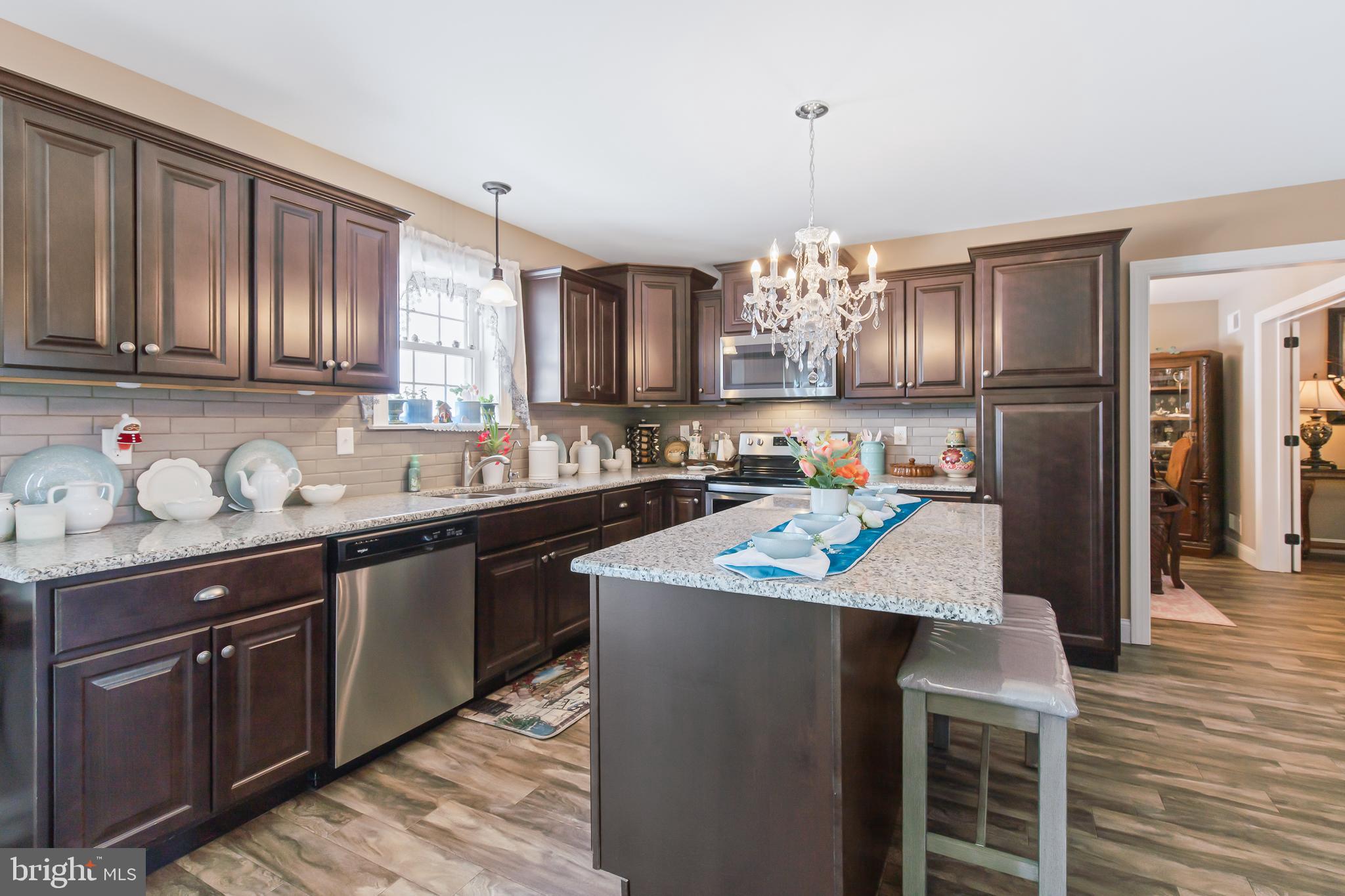 MOUNTAIN MEADOWS - Residential