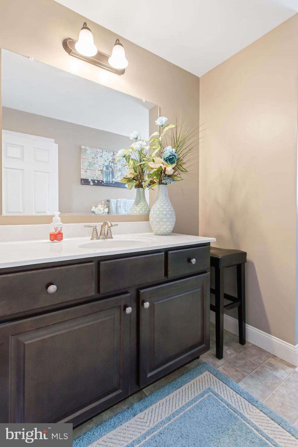 MOUNTAIN MEADOWS - Residential