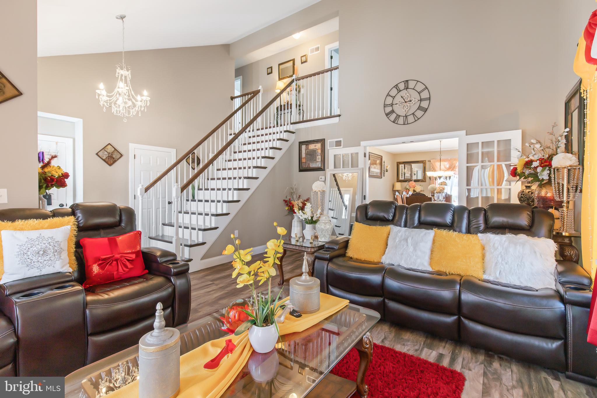 MOUNTAIN MEADOWS - Residential