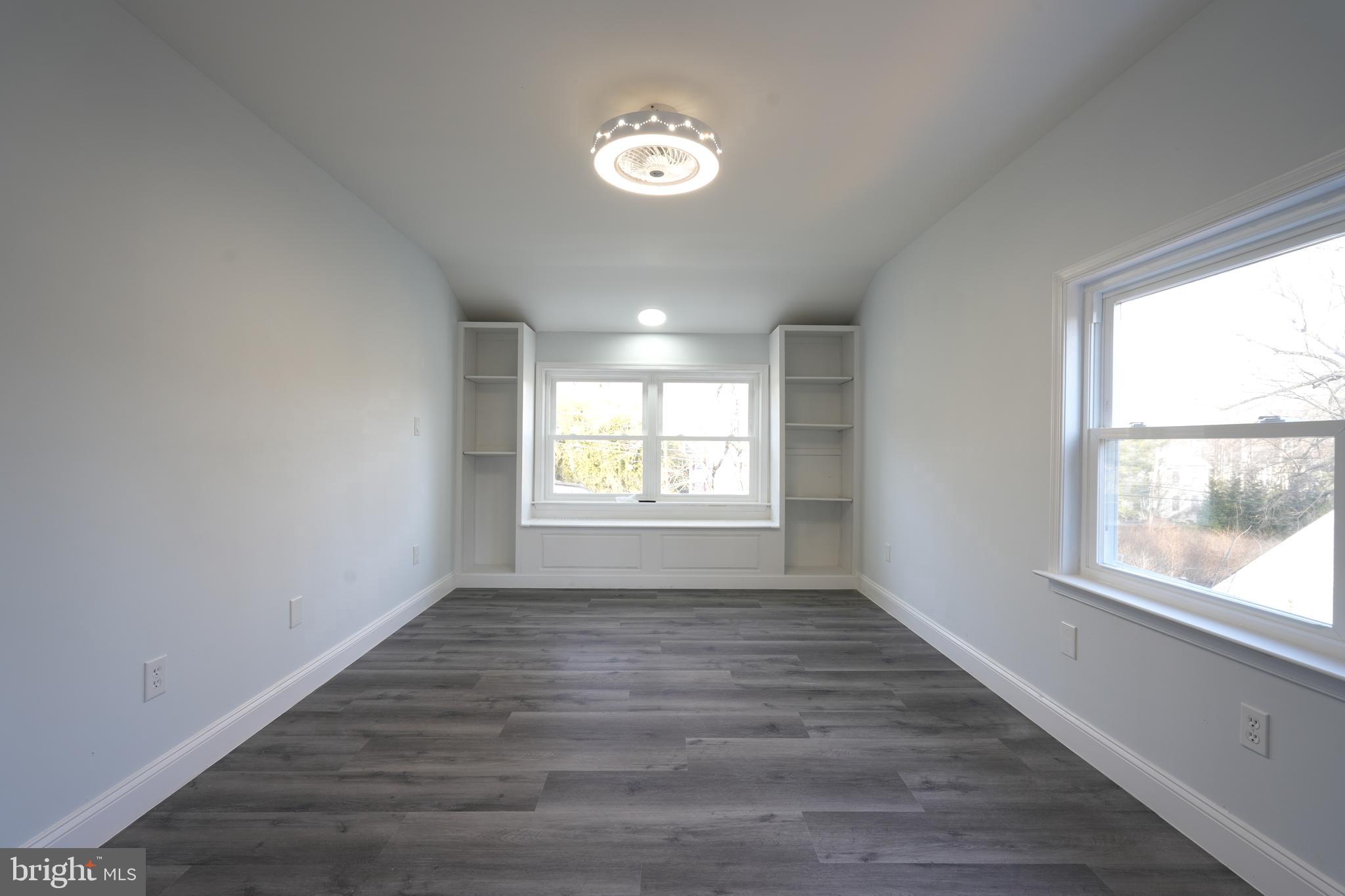 ELKINS PARK - Residential