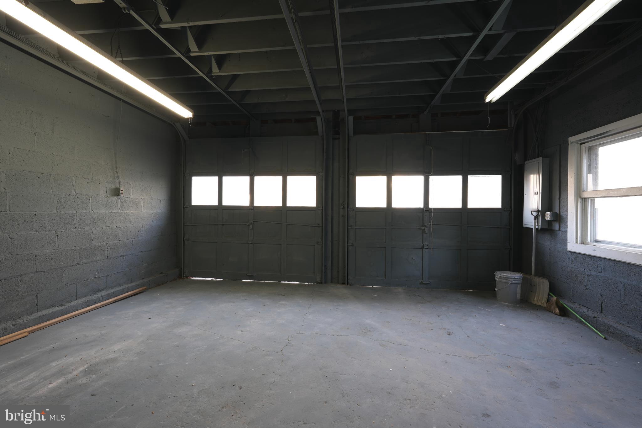 ELKINS PARK - Residential