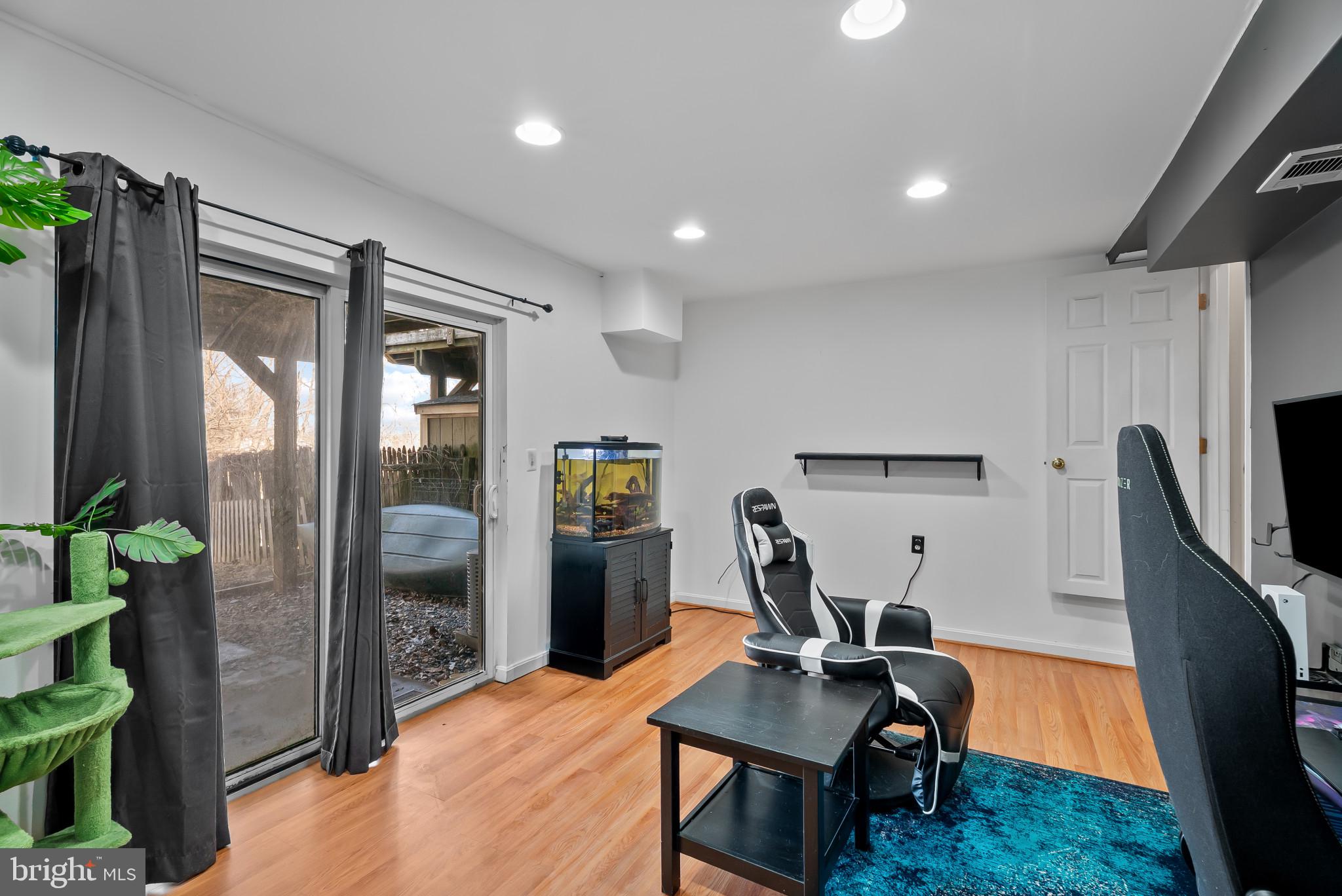 CARROLL MEADOWS - Residential