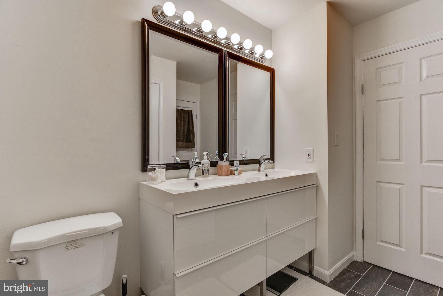 HOMELAND VILLAGE - Residential