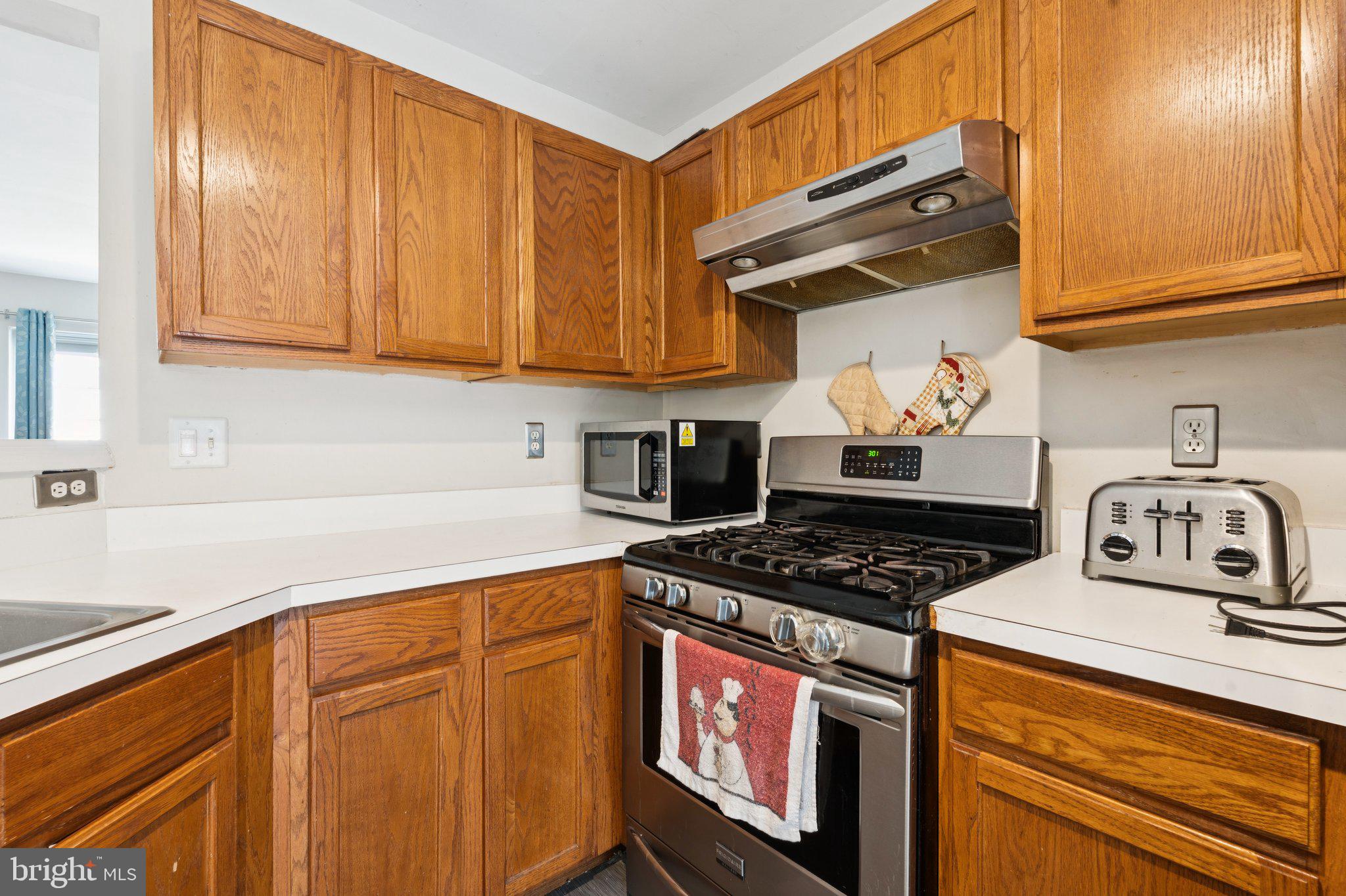 ROLLINGWOOD VILLAGE - Residential