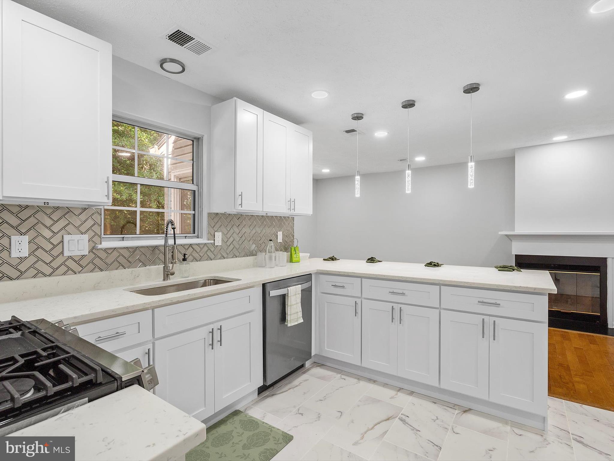 DORCHESTER - Residential