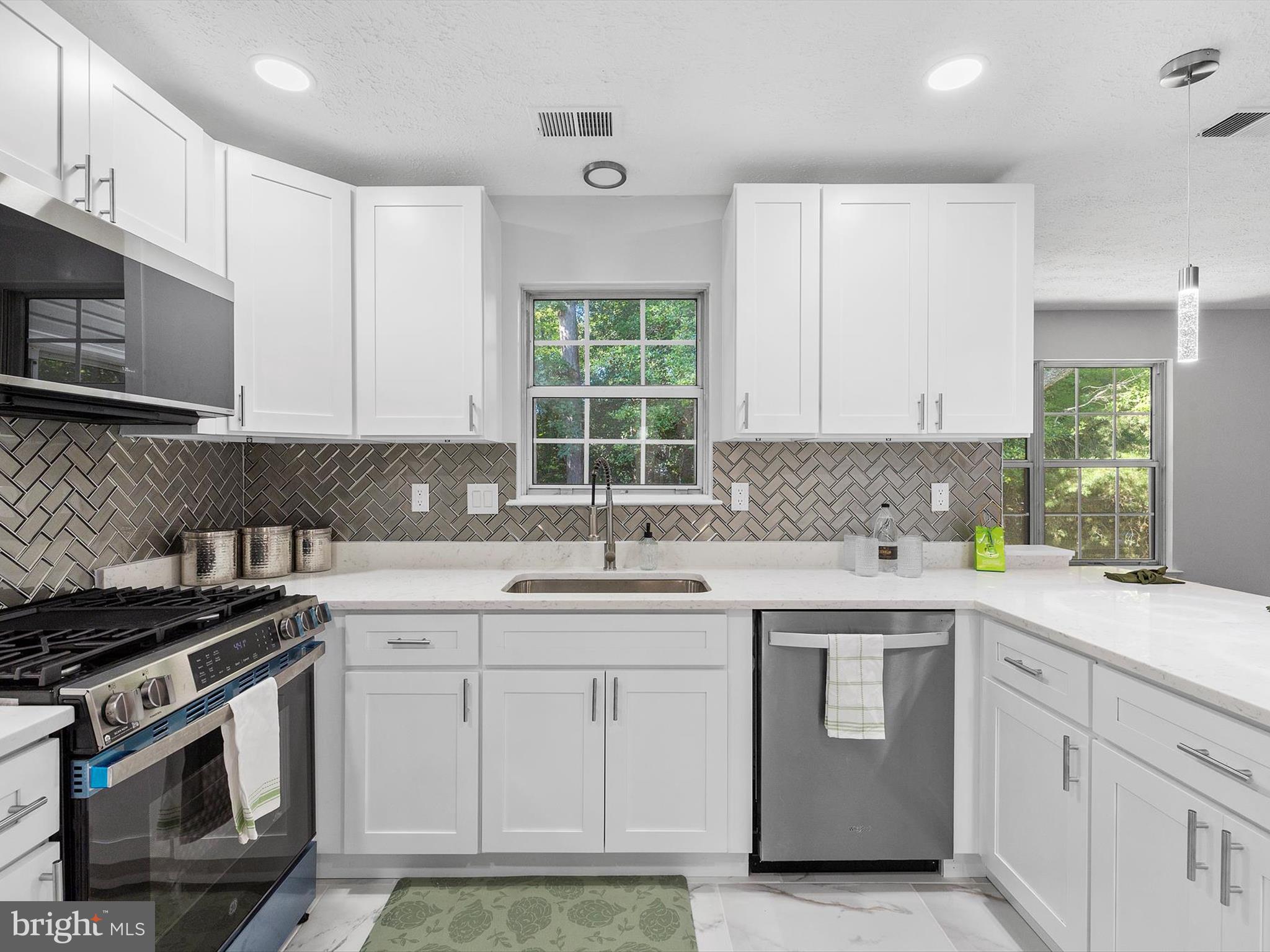 DORCHESTER - Residential