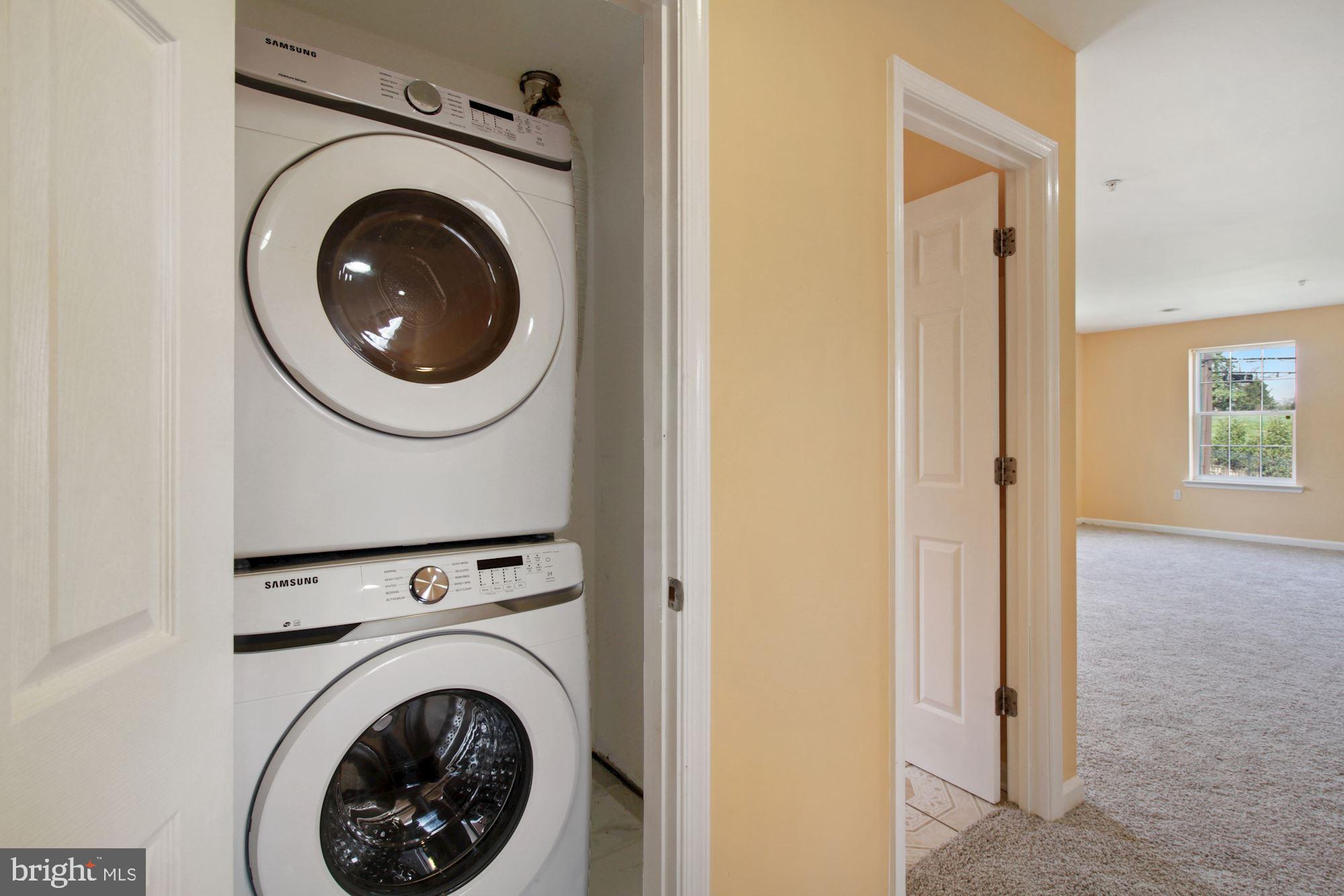 RIVERDALE PARK - Residential