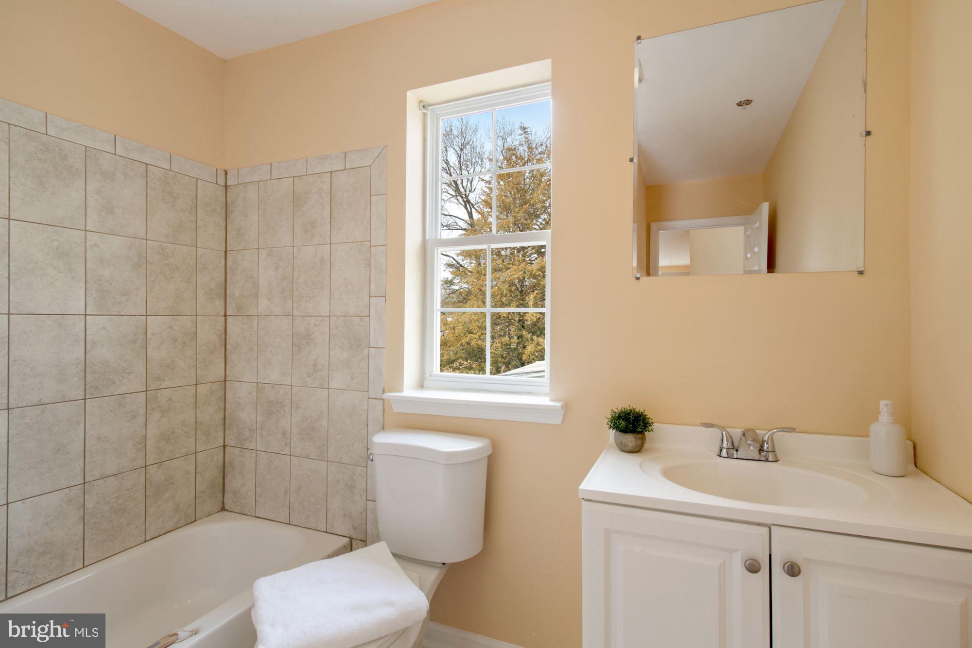 RIVERDALE PARK - Residential