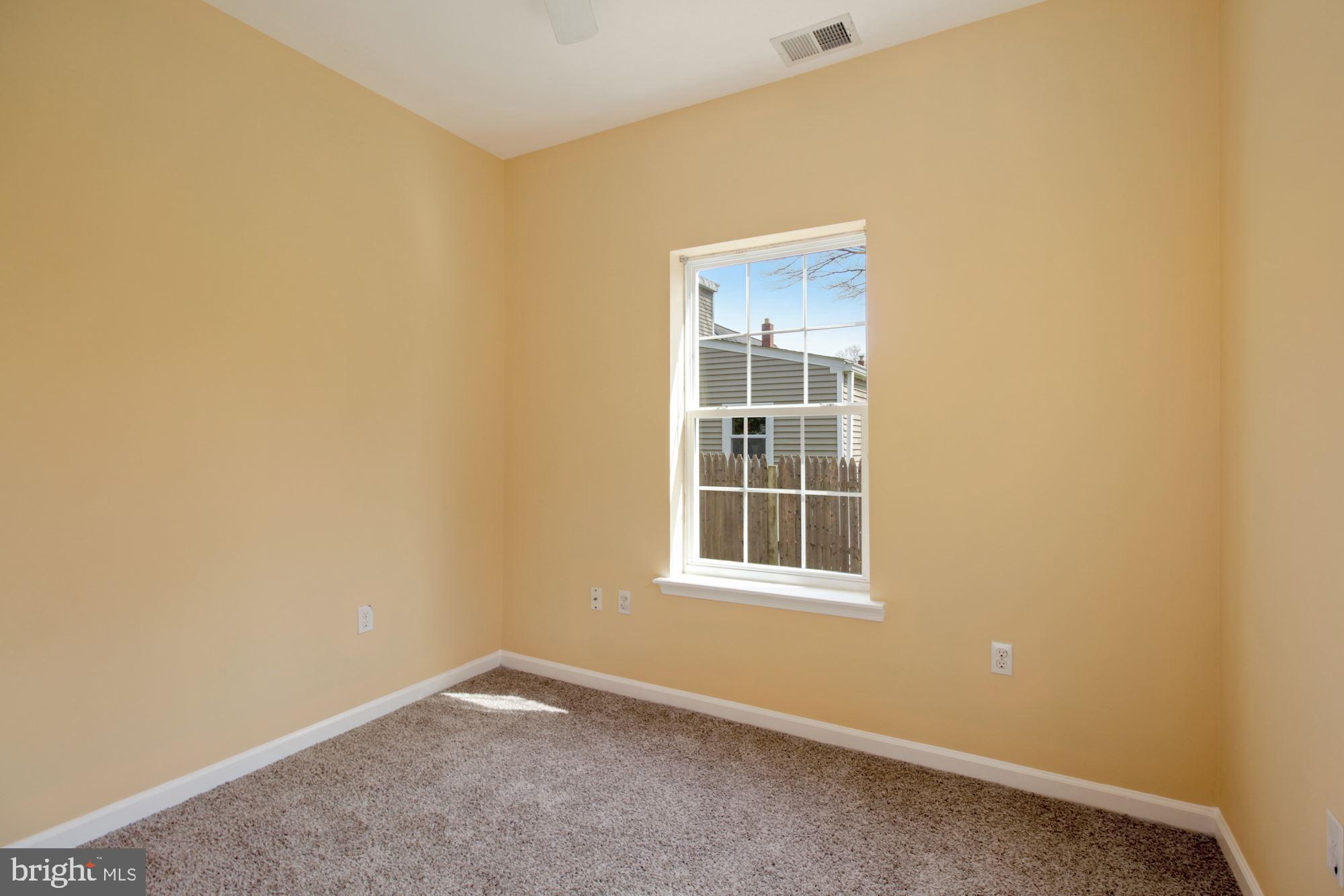 RIVERDALE PARK - Residential