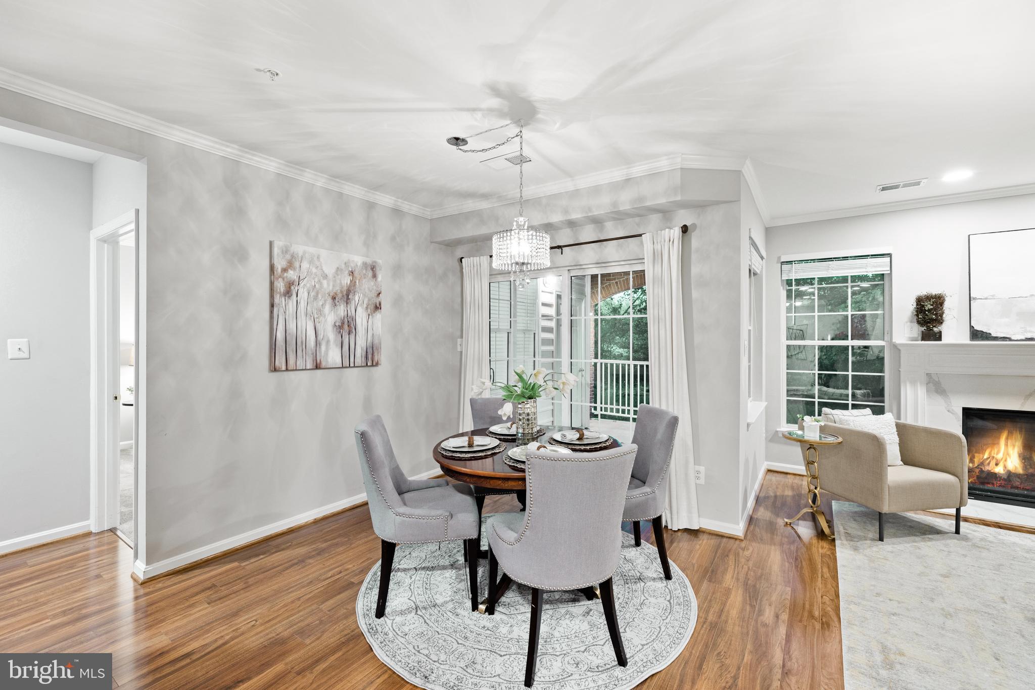 LAKESIDE AT SOUTH RIDING - Residential