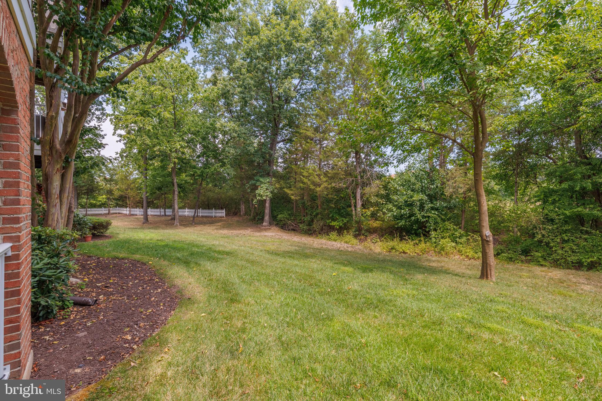 LAKESIDE AT SOUTH RIDING - Residential