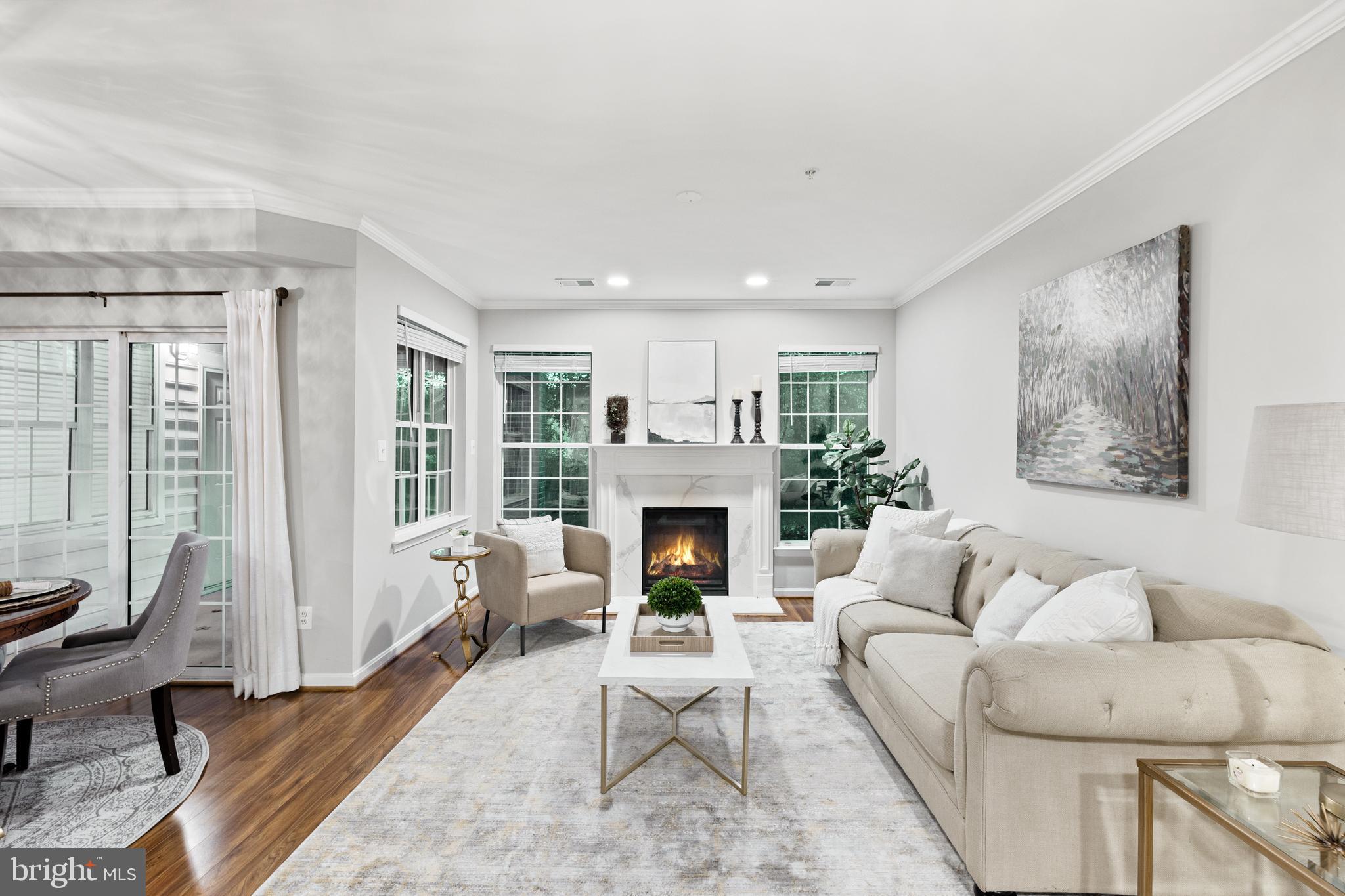 LAKESIDE AT SOUTH RIDING - Residential