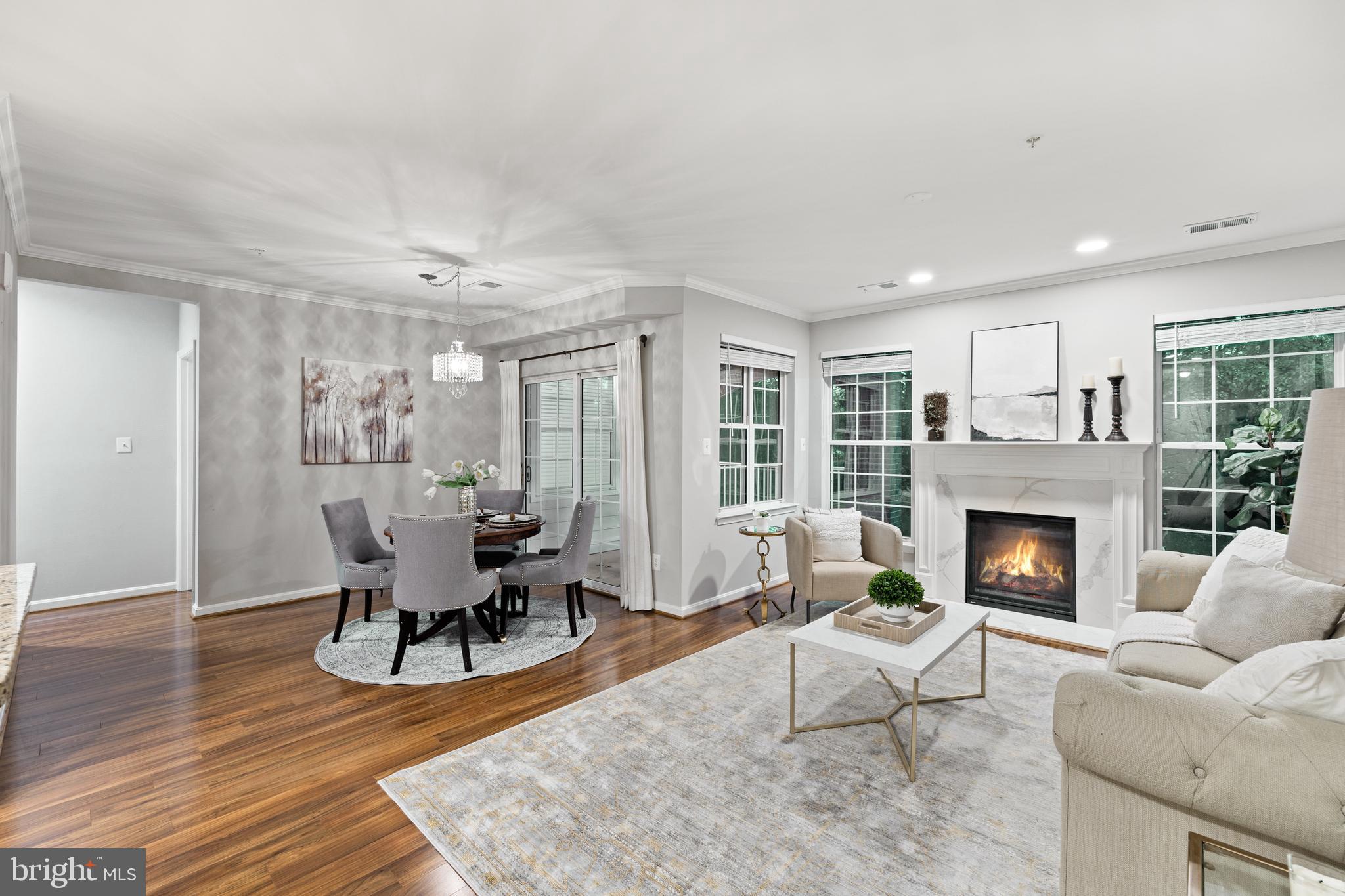 LAKESIDE AT SOUTH RIDING - Residential