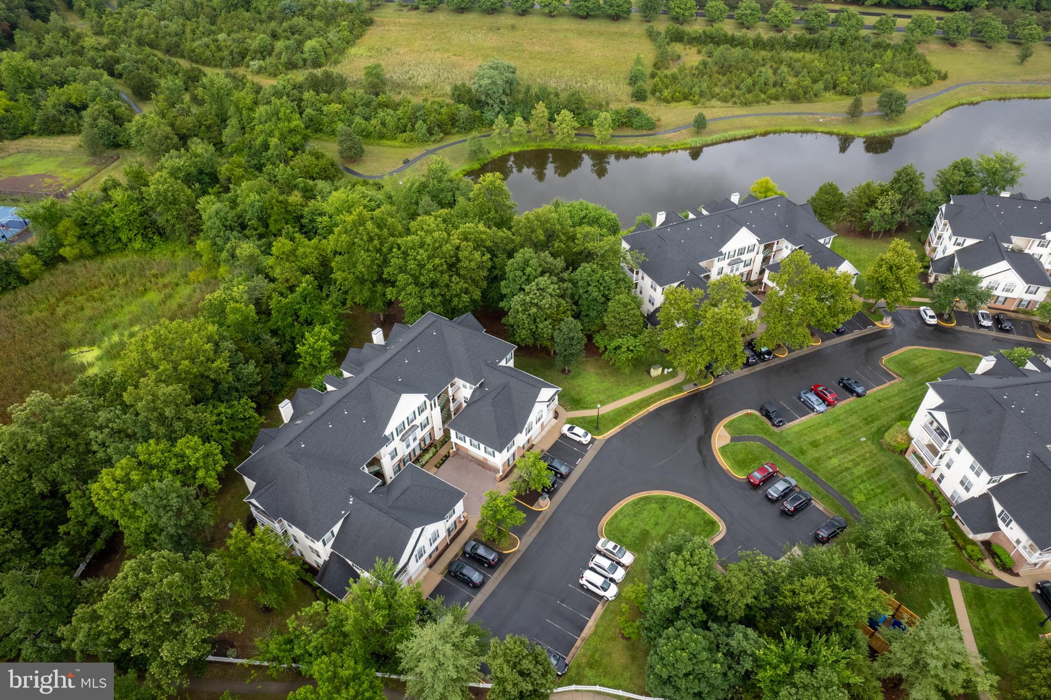 LAKESIDE AT SOUTH RIDING - Residential