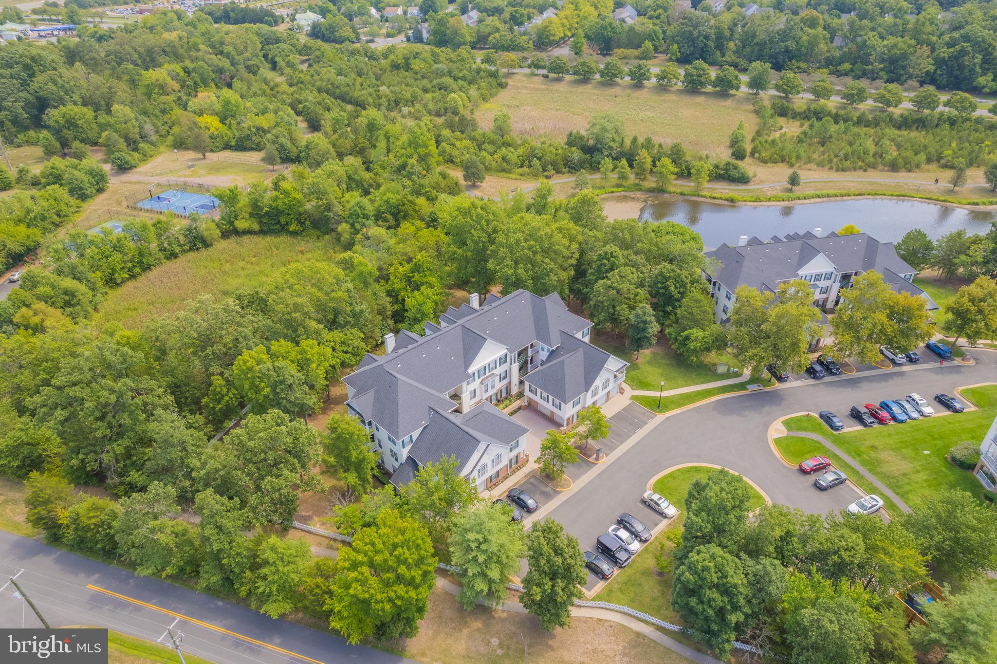LAKESIDE AT SOUTH RIDING - Residential