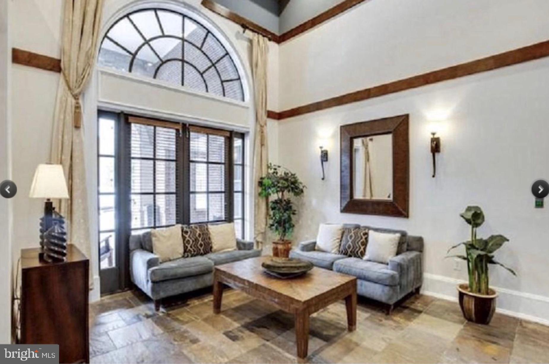 THE GROVE AT ARLINGTON - Residential Lease