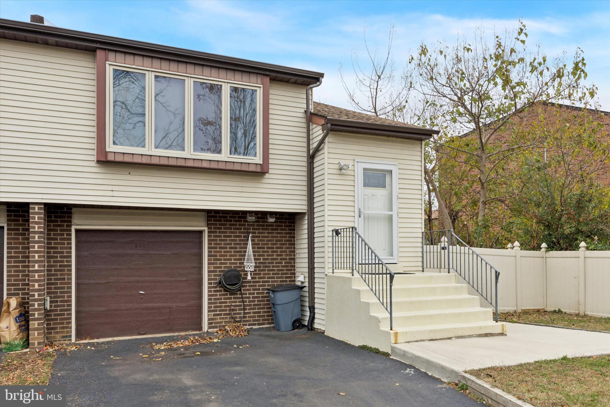 PHILADELPHIA (NORTHEAST) - Residential