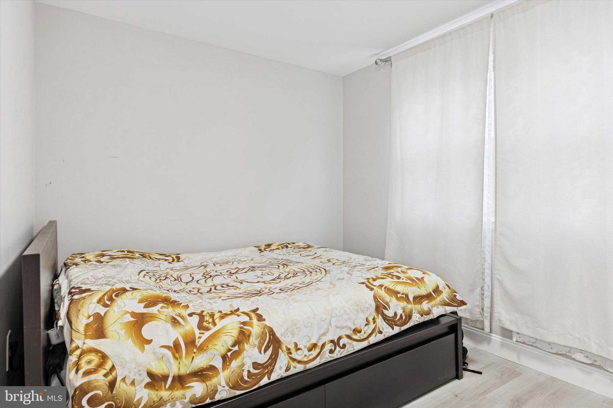 PHILADELPHIA (NORTHEAST) - Residential