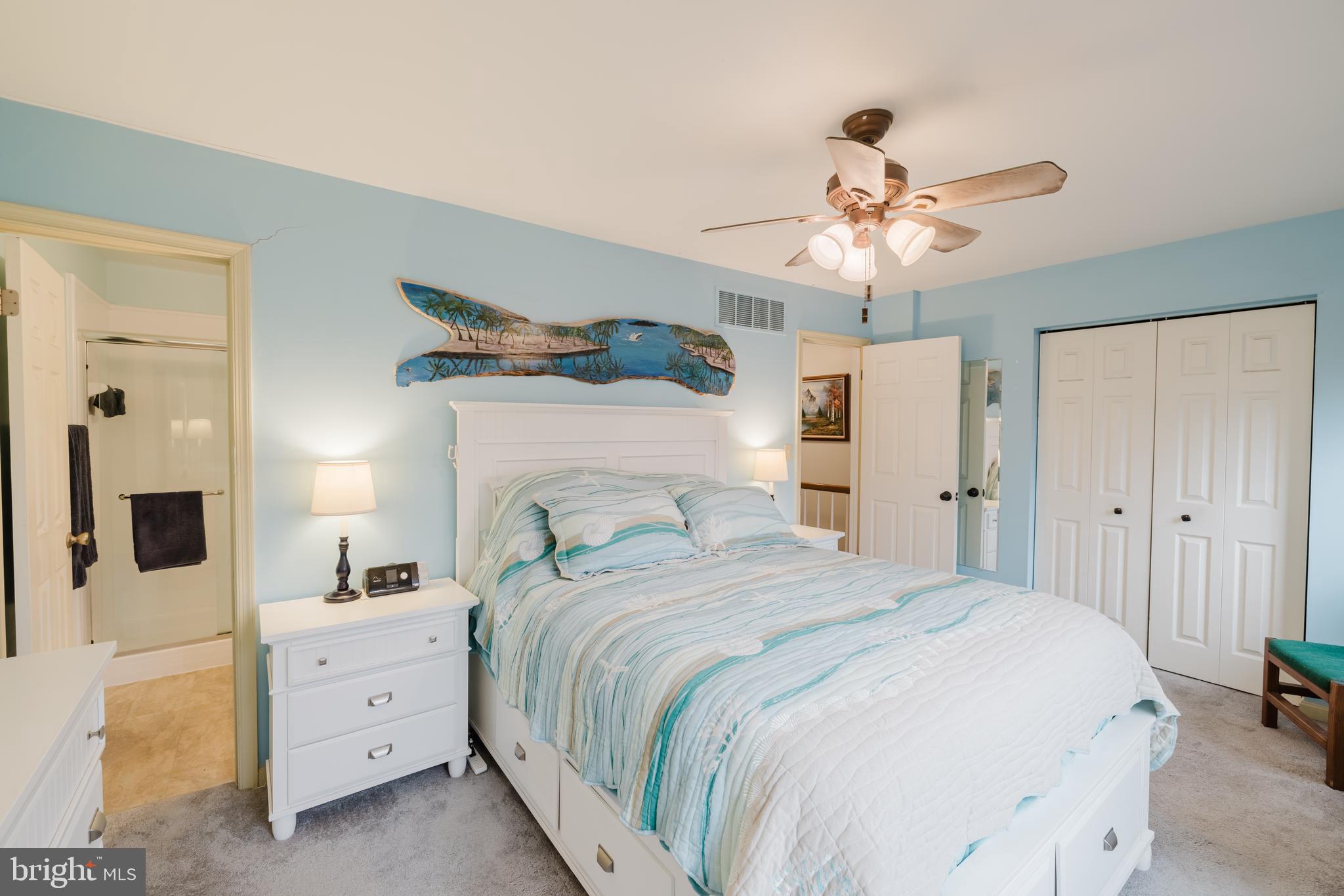 HUNTERS RUN - Residential