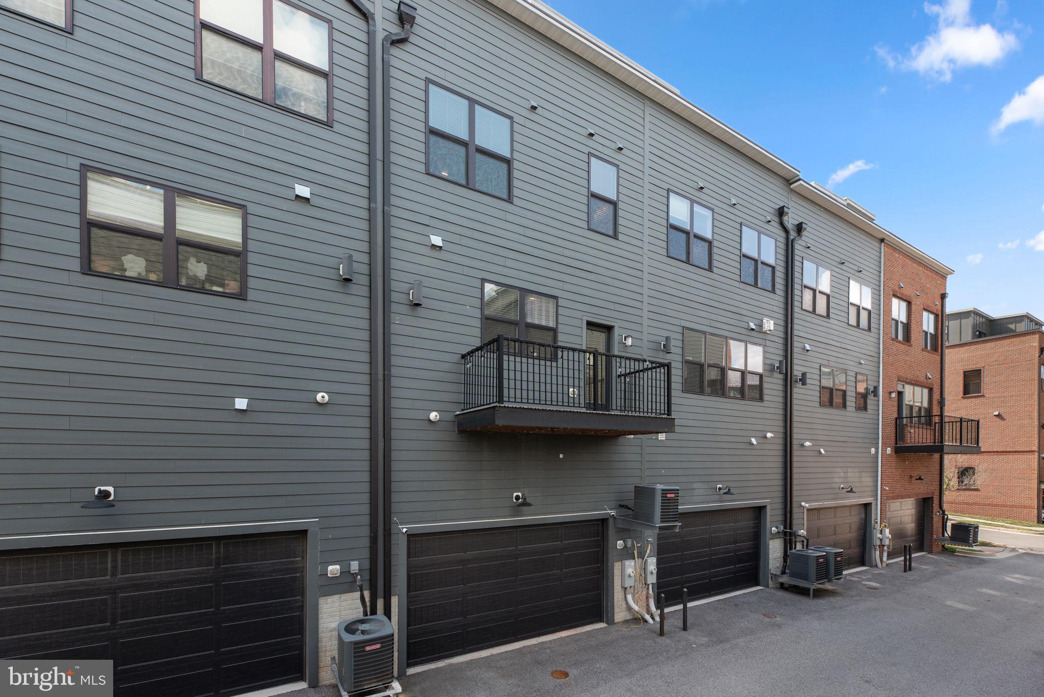 BREWERS HILL - Residential