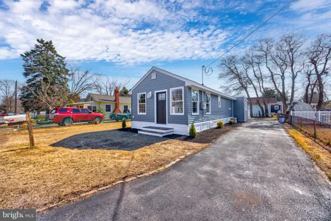 112 E Pacific Avenue, Villas, NJ MLS: NJCM2004766