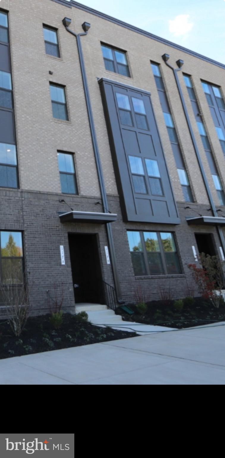 EAST BALTIMORE MIDWAY - Residential Lease