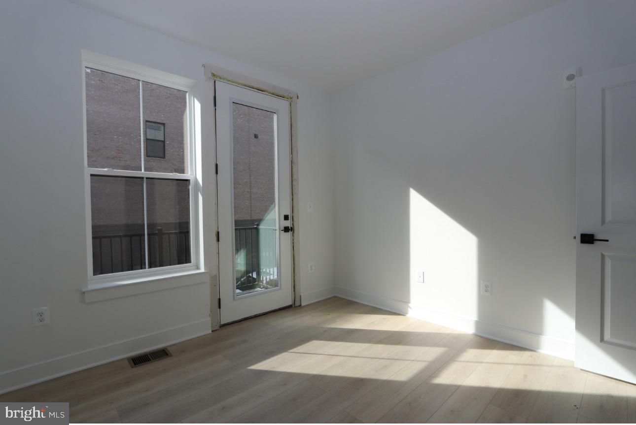 EAST BALTIMORE MIDWAY - Residential Lease