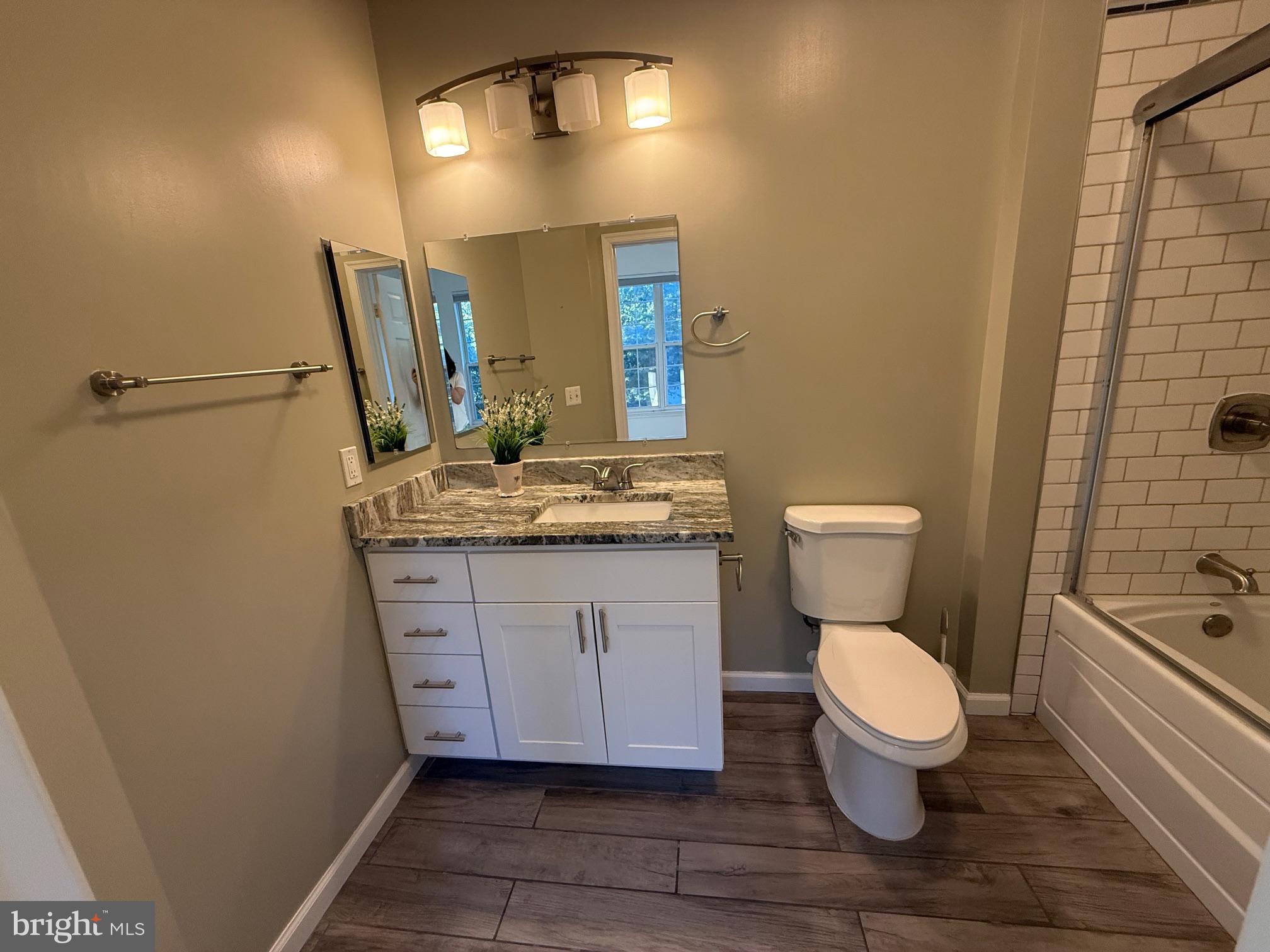 HIGH POINT AT JEFFERSON PARK - Residential Lease