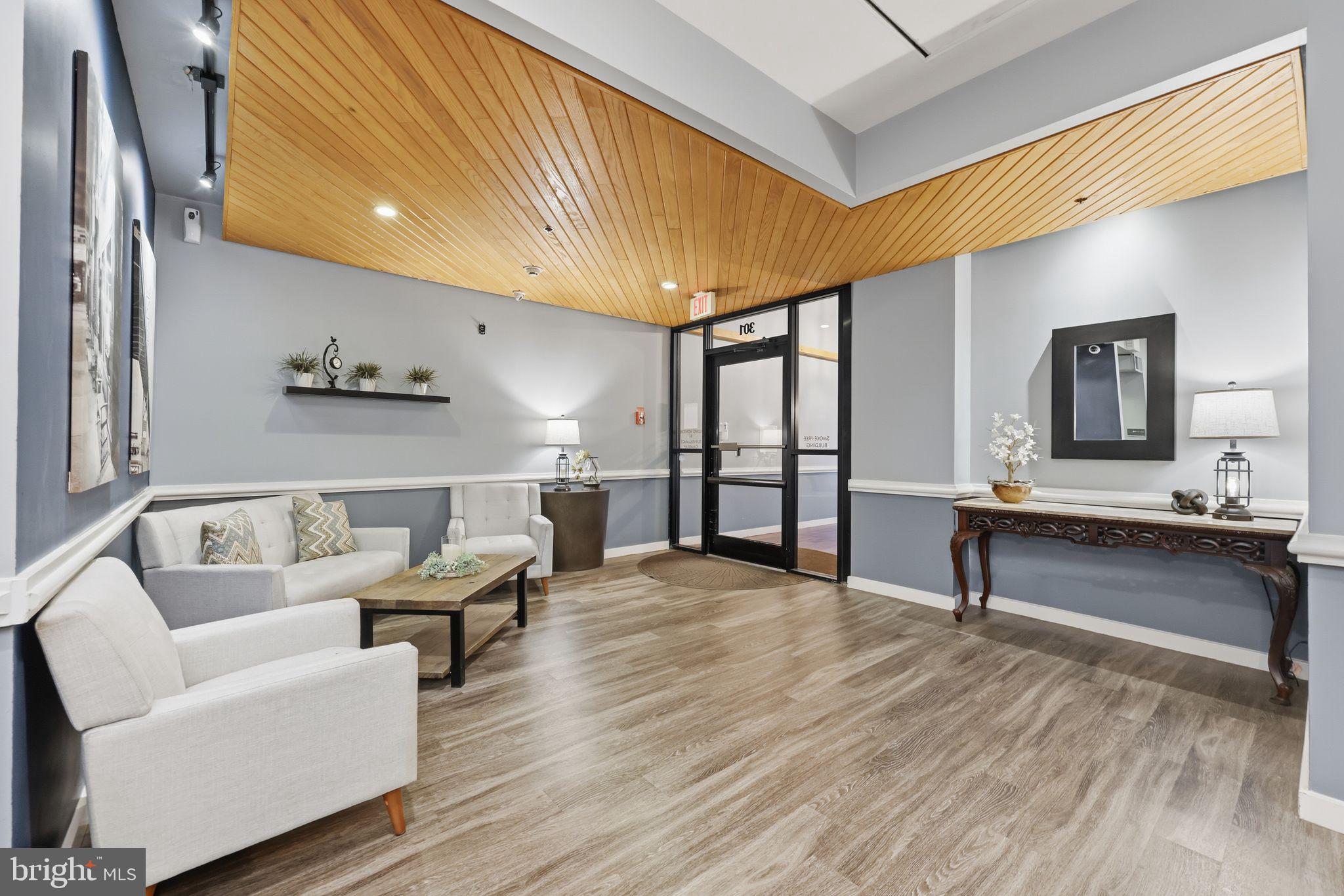 OLD CITY - Residential