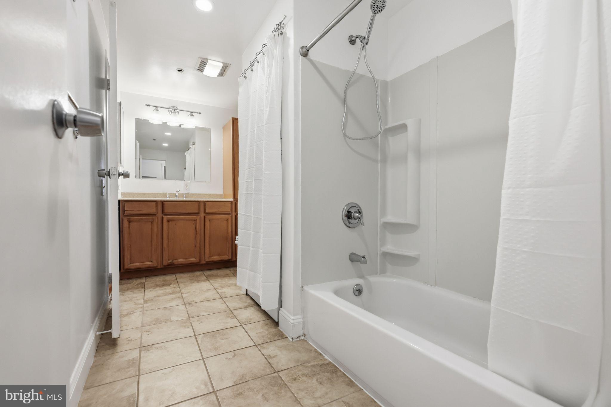 OLD CITY - Residential