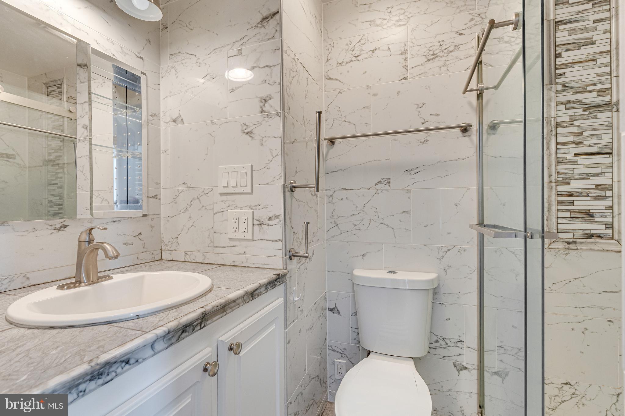 POINT OF WOODS - Residential