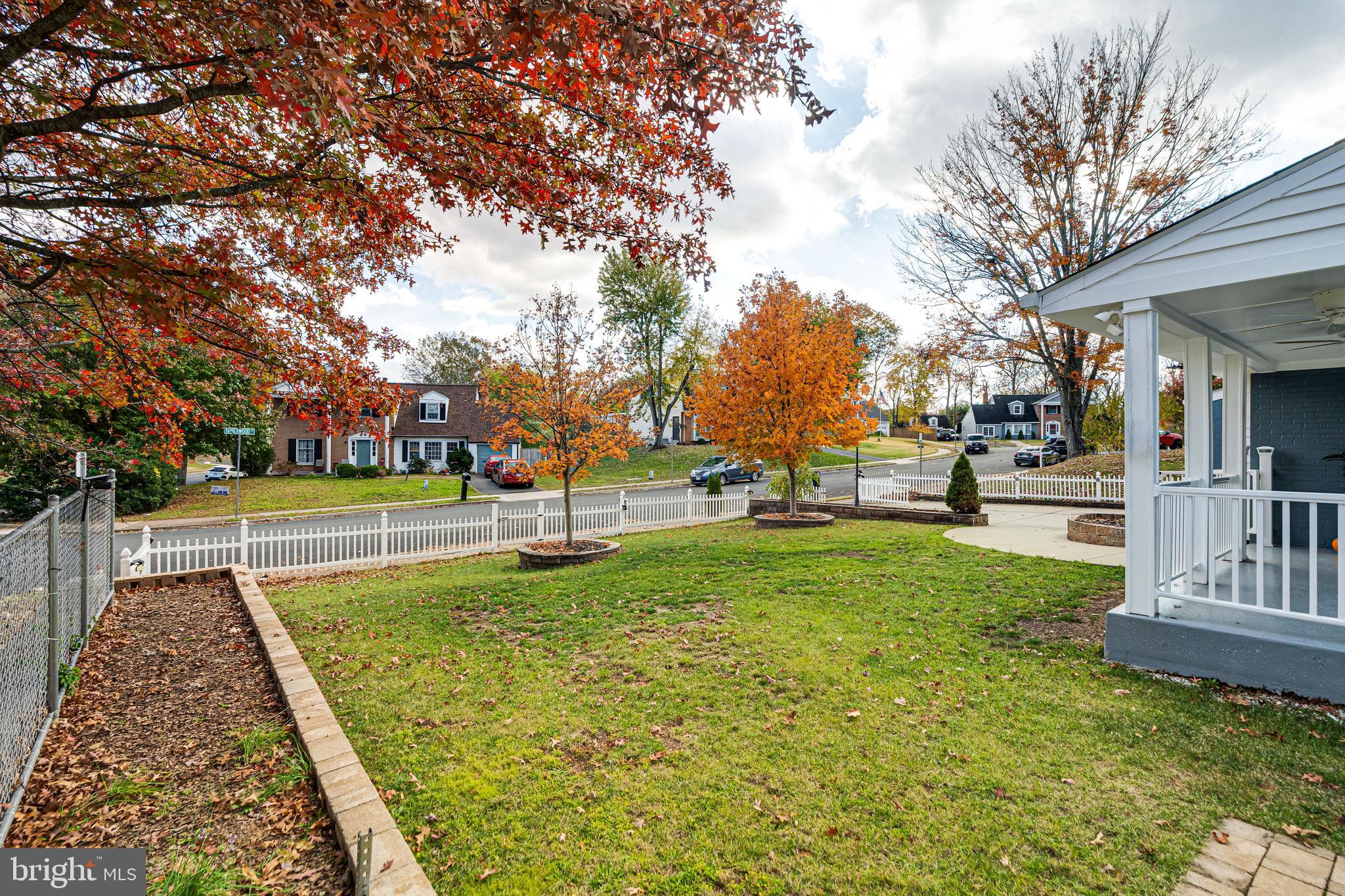 POINT OF WOODS - Residential