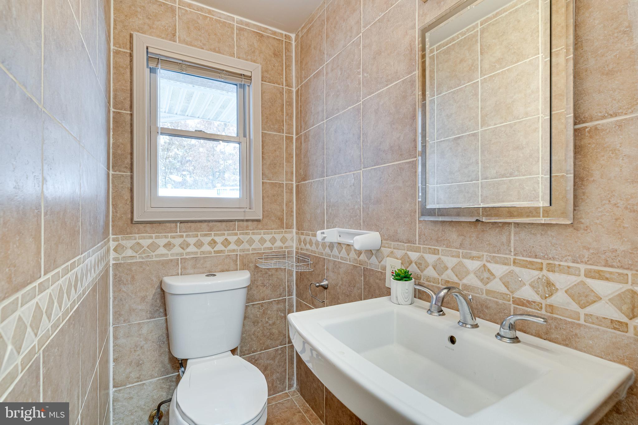 POINT OF WOODS - Residential