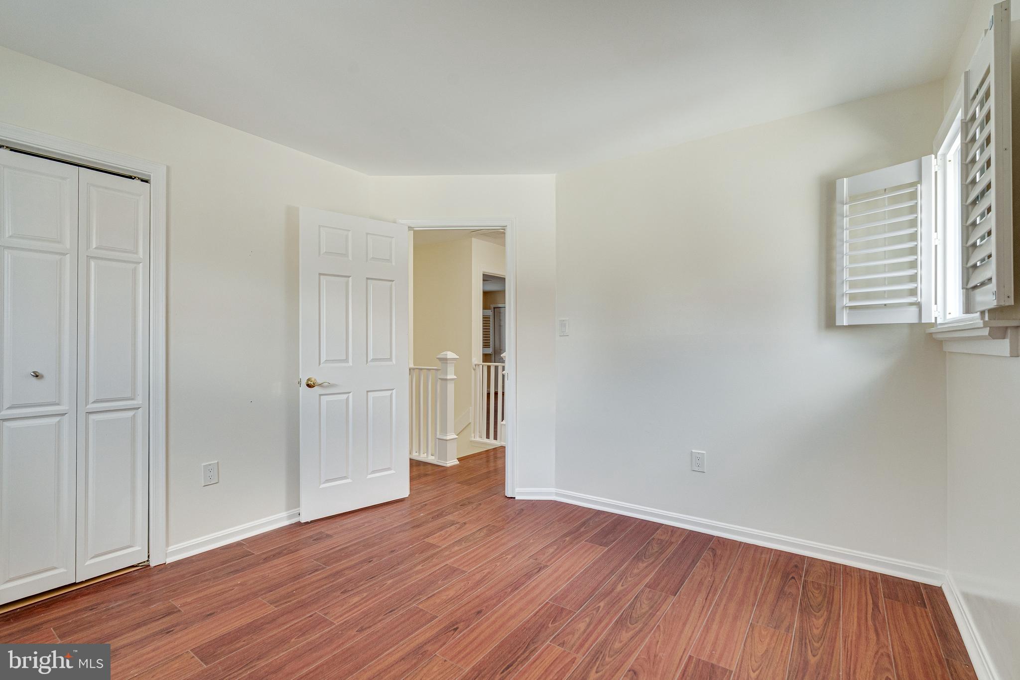 POINT OF WOODS - Residential